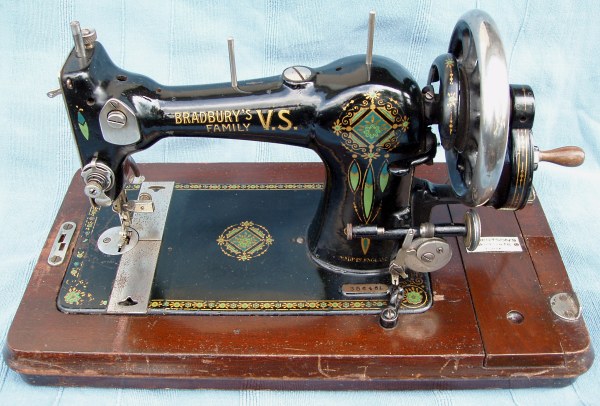 Jones Sewing Machine Badged Bradbury's Family Delectable Jones Sewing Machine Jones Sewing Machine Badged Bradbury's Family Delectable Jones Sewing Machine